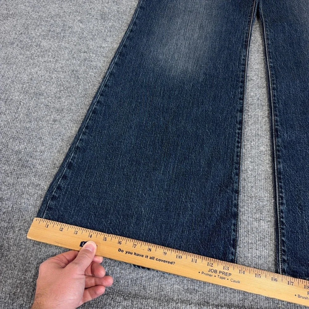 Levis Premium Jean Women 31x30 Ribcage Bell Wide Leg Boot Cut Super High Waist - Picture 3 of 15